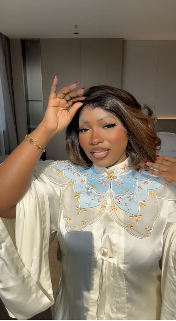 Preorder: Chic Bob Wig Brown Highlights