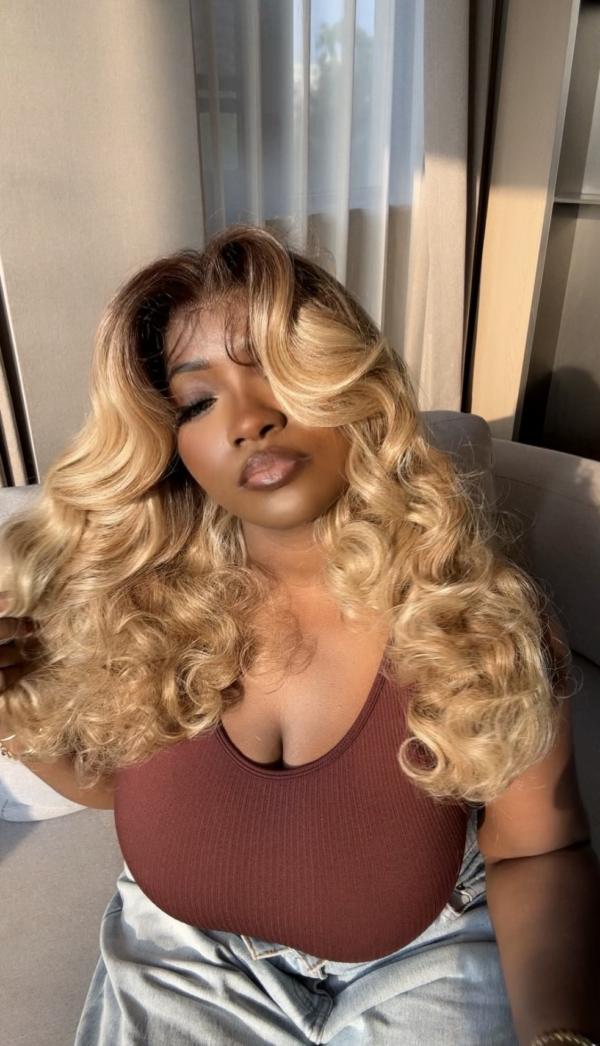 Preorder: Short Blonde Bodywave Frontal Wig