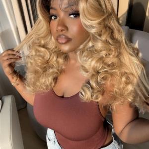 Preorder: Short Blonde Bodywave Frontal Wig