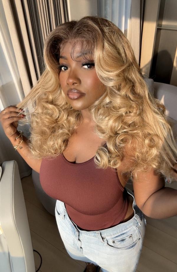 Preorder: Short Blonde Bodywave Frontal Wig
