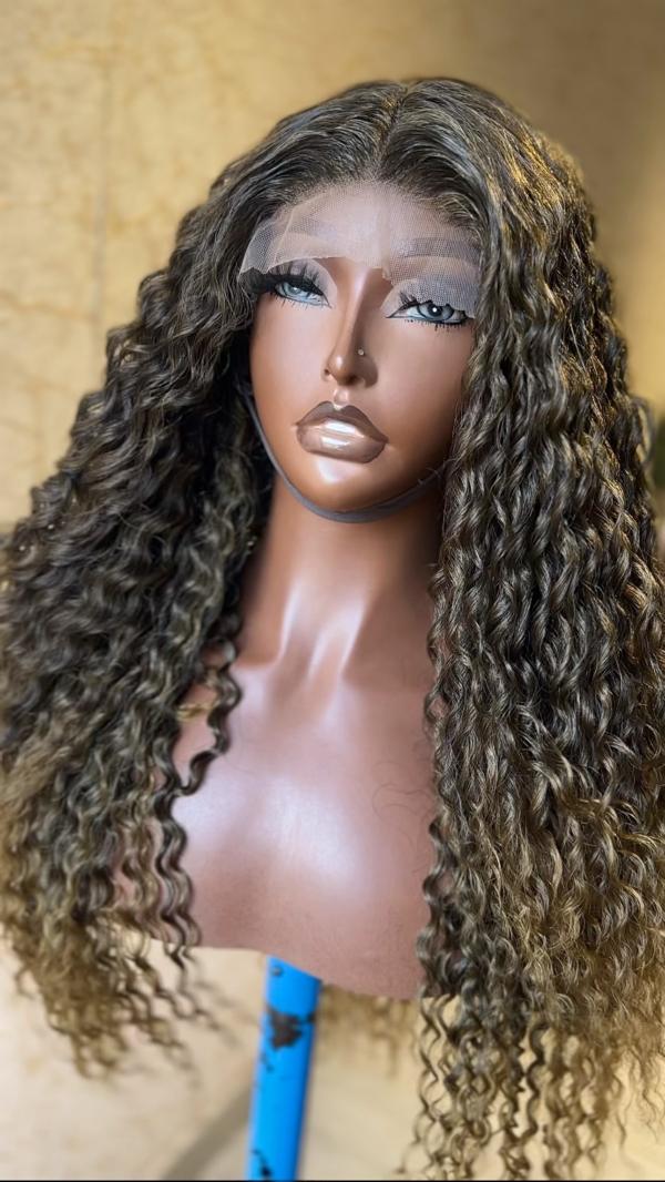 5*5 Closure Honey Curls